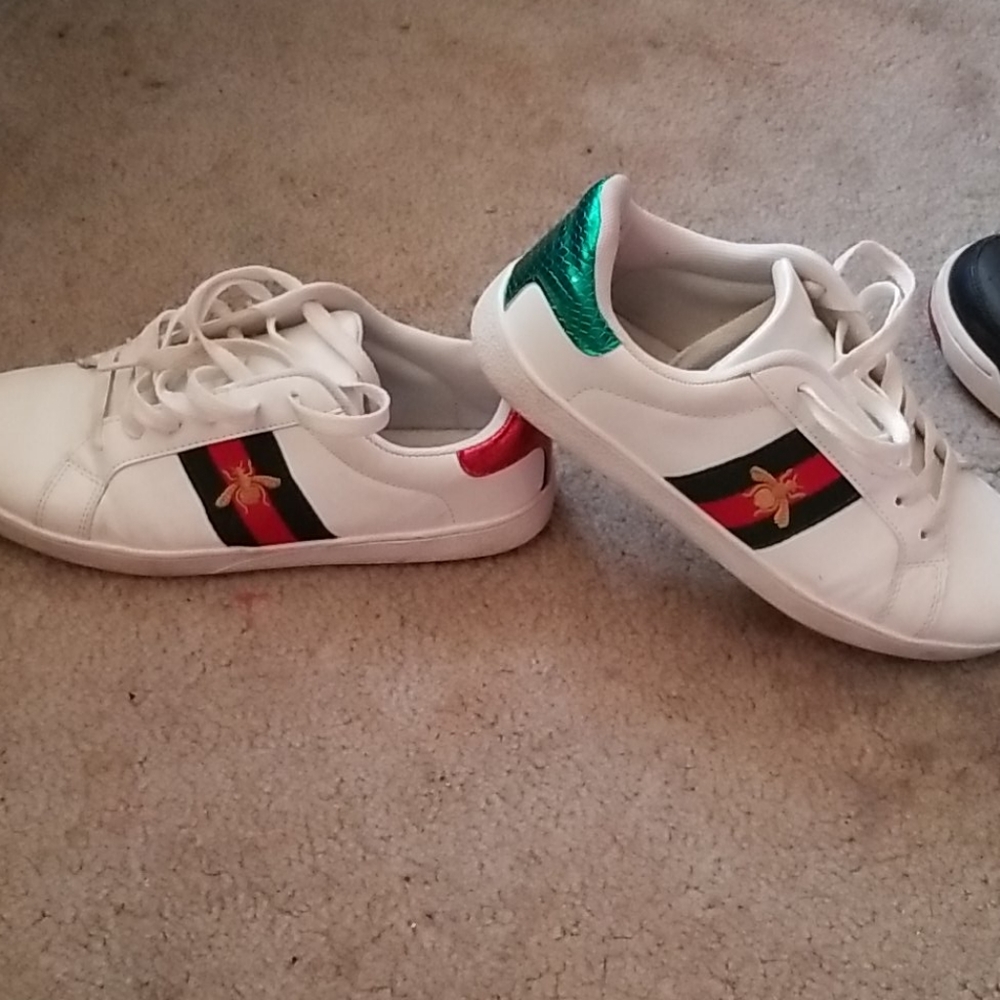 Bee sneakers